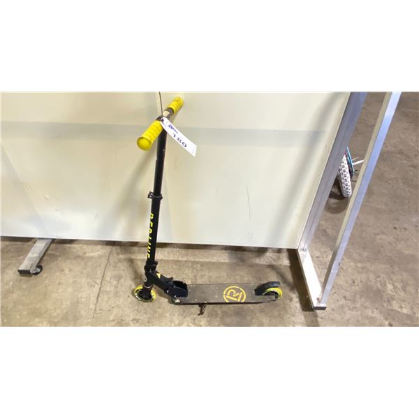 KIDS REDLINE FOLDABLE MANUAL SCOOTER