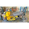 Image 1 : YELLOW ELECTRIC SCOOTER * NO KEYS, NO CHARGER, NEEDS REPAIR *