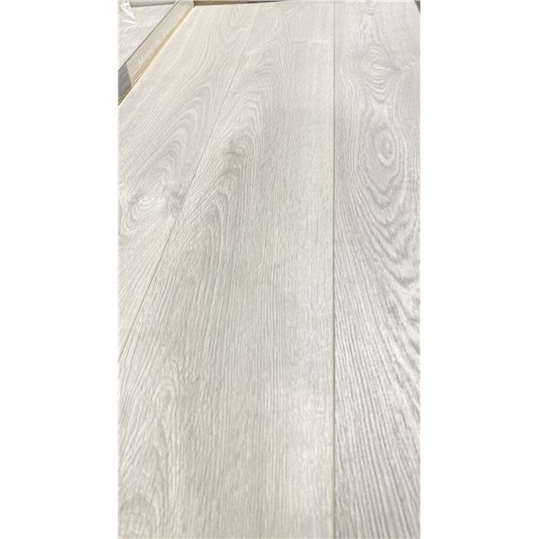 860.4 SQ FT OF EURO ORIGINAL SWISS AQUA COLLECTION 12.0MM MR GREY GLUELESS LAMINATE FLOORING