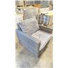 Image 2 : PATIOFLARE WHITNEY PF10017 GREY PLASTIC RATTAN OUTDOOR PATIO ARM CHAIR WITH GREY CUSHIONS