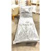 Image 2 : PATIOFLARE LAURA PF-CH340PS-GY GREY PLASTIC RATTAN OUTDOOR PATIO LOUNGER WITH GREY CUSHIONS