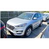 Image 1 : 2019 HYUNDAI TUCSON, 4DRSW, GREY, VIN KM8J23A41KU989404