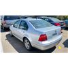 Image 2 : 2002 VOLKSWAGEN JETTA TDI, 4DRSD, GREY, VIN 3VWSP29M82M091201