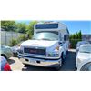 Image 1 : 2005 GMC C5500, 3DR 12 PASS BUS, WHITE, VIN 1GDE5V1245F525535