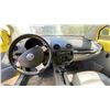 Image 8 : 2000 VOLKSWAGEN BEETLE, 2DR HATCHBACK, YELLOW, VIN 3VWCA21C9YM442098