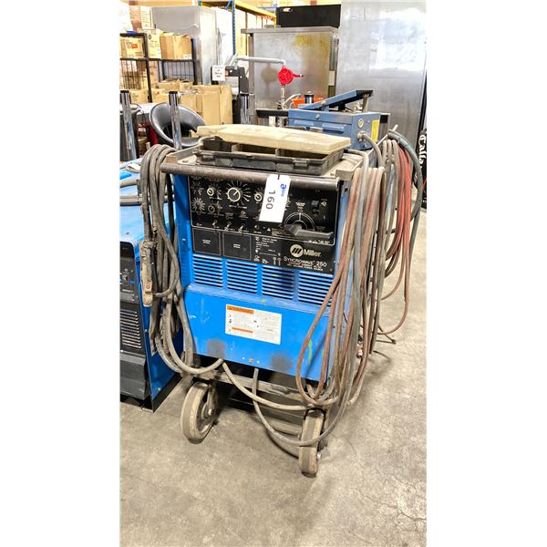 MILLER SYNCROWAVE 250 INDUSTRIAL TIG WELDING MACHINE ON MOBILE CART
