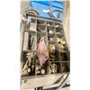 Image 4 : MILLER SYNCROWAVE 250 INDUSTRIAL TIG WELDING MACHINE ON MOBILE CART
