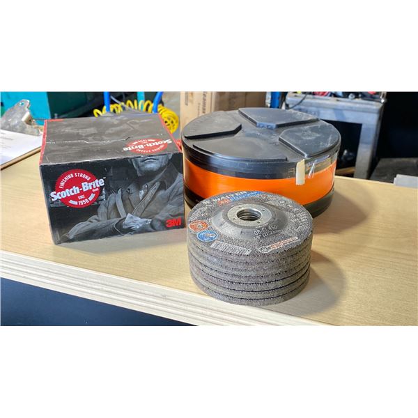ASSORTED GRINDING/BUFFING/CUTTING DISCS