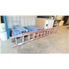 Image 2 : LOUISVILLE FIBREGLASS/ALUMINUM 24' EXTENDABLE LADDER