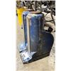 Image 2 : PAIR OF BLUE HEAVY DUTY 35 TON 2" HYDRAULIC BOTTLE JACKS