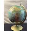 Image 1 : Rand McNally World Portrait Globe