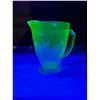 Image 2 : Uranium Glass