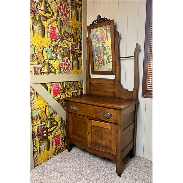 Vintage Wash Table
