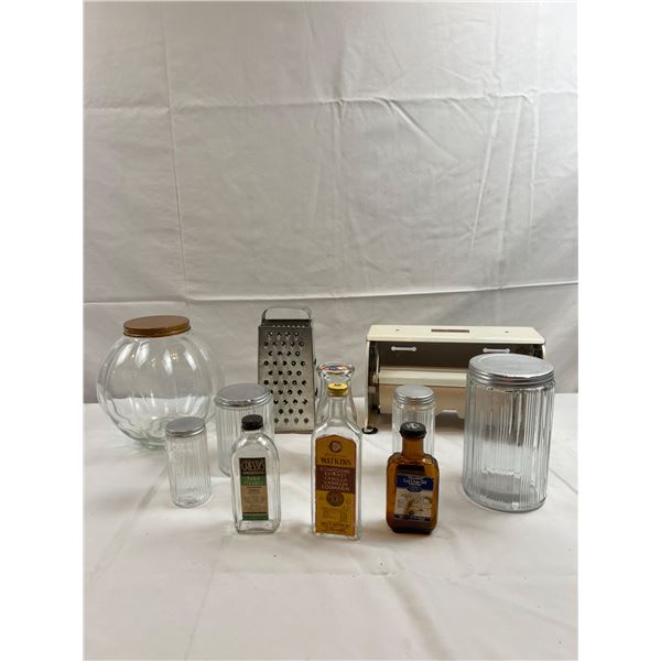 Vintage Kitchenware