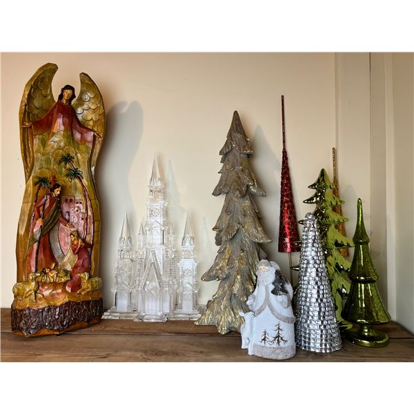 Assorted Christmas Decor
