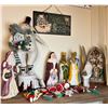 Image 1 : Assorted Christmas Decor