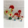 Image 2 : Colourful Rooster Family