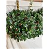 Image 2 : Assorted Christmas Decor