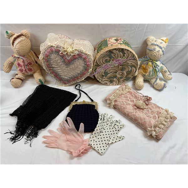 Vintage Decor Lot