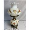 Image 2 : Vintage Hurricane Lamp