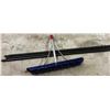 Image 1 : Roof Rake