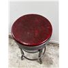 Image 2 : Shop Stool