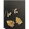 Image 8 : Vintage Pearl Necklaces and Earrings