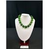 Image 1 : Vintage Green Lucite Bauble Necklace Design