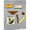 Image 4 : Lot of Retro Buttons, Razors, Skeleton Keys
