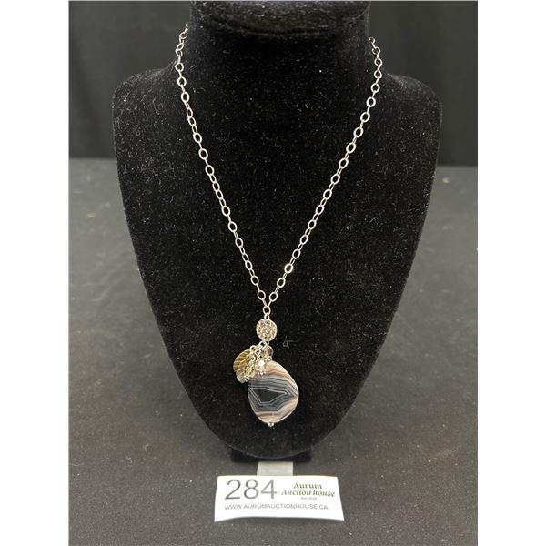 Vintage Silver w/ Lace Agate Stone Necklace