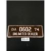 Image 1 : 1974 Unlimited Dealer License Plate