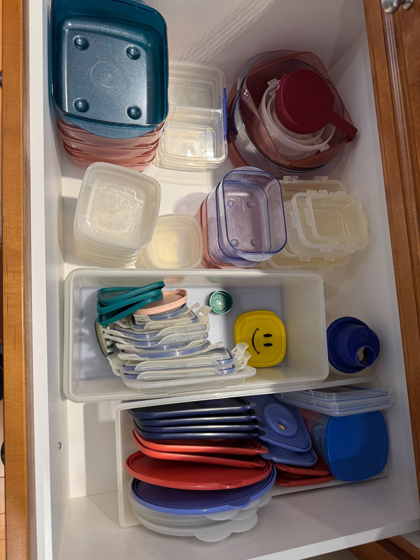 Assorted Tupperware and reusable containers
