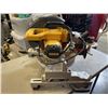 Image 2 : 10" DEWALT MITRE SAW