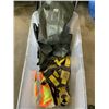Image 2 : TOTE OF SAFETY VEST, LANYARDS HARD HAT ETC