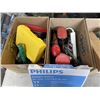 Image 2 : 4 BOXES OF TOOLS AND RENO SUPPLIES
