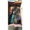 Image 2 : CRAFTSMAN BELT SANDER, GRINDER AND BOX OF SUPPLIES