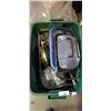Image 2 : 2 TOTES OF HOUSEHOLD ESTATE GOODS
