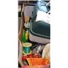 Image 2 : TOTE OF FISHING ITEMS INCLUDING TACKLEBOX AND NET