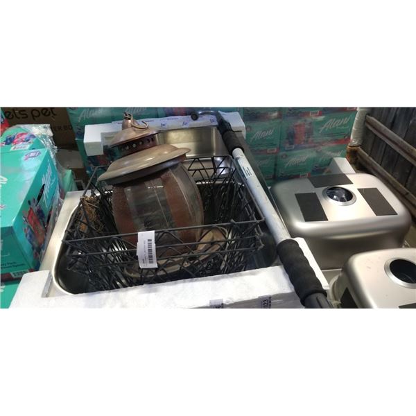 3 HANGING BASKETS, BRASS BIRD FEEDER AND TELESCOPIC GUTTER WAND