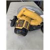 Image 2 : DEWALT 7-1/4 INCH CIRCULAR SAW, TETSED WORKING