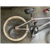 Image 2 : CHROME BMX BIKE