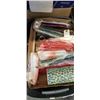 Image 2 : TOTE OF HOUSEHOLD DECOR AND CANDLES