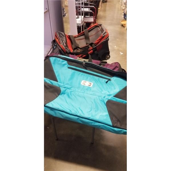 EASTON CASRRY BAG AND ROLLER BAGS