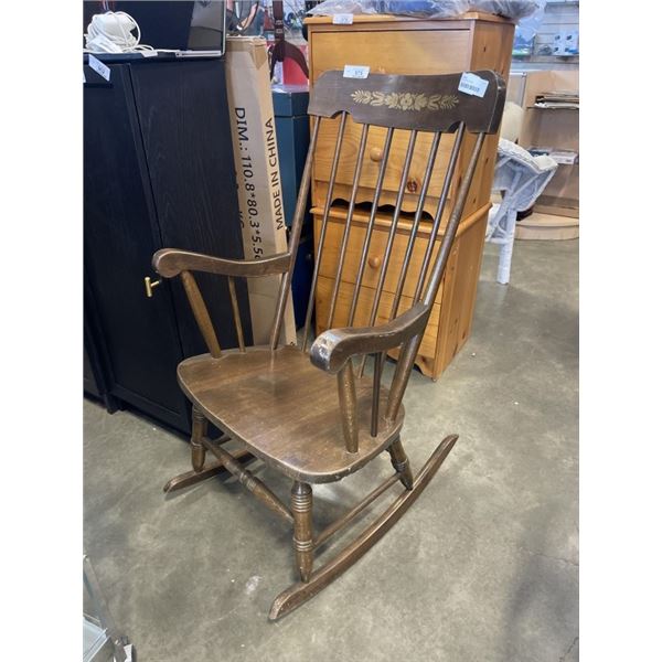 VINTAGE ROCKING CHAIR