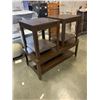 Image 1 : MODERN THREE-PIECE COFFEE TABLE AND END TABLE SET