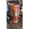 Image 2 : DRESSING MIRROR AND COPPER BUCKET