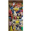 Image 2 : BOX OF COLLECTIBLES CARS, FIGURES ETC MATTEL, DC COMIC AND MORE