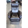 Image 2 : BROWN LEATHER SWIVEL RECLINER, DOESNT RECLINER