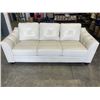Image 1 : WHITE TUFTED SOFA
