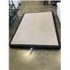 Image 1 : KINGSDOWN LOW PROFILE QUEEN SIZE
